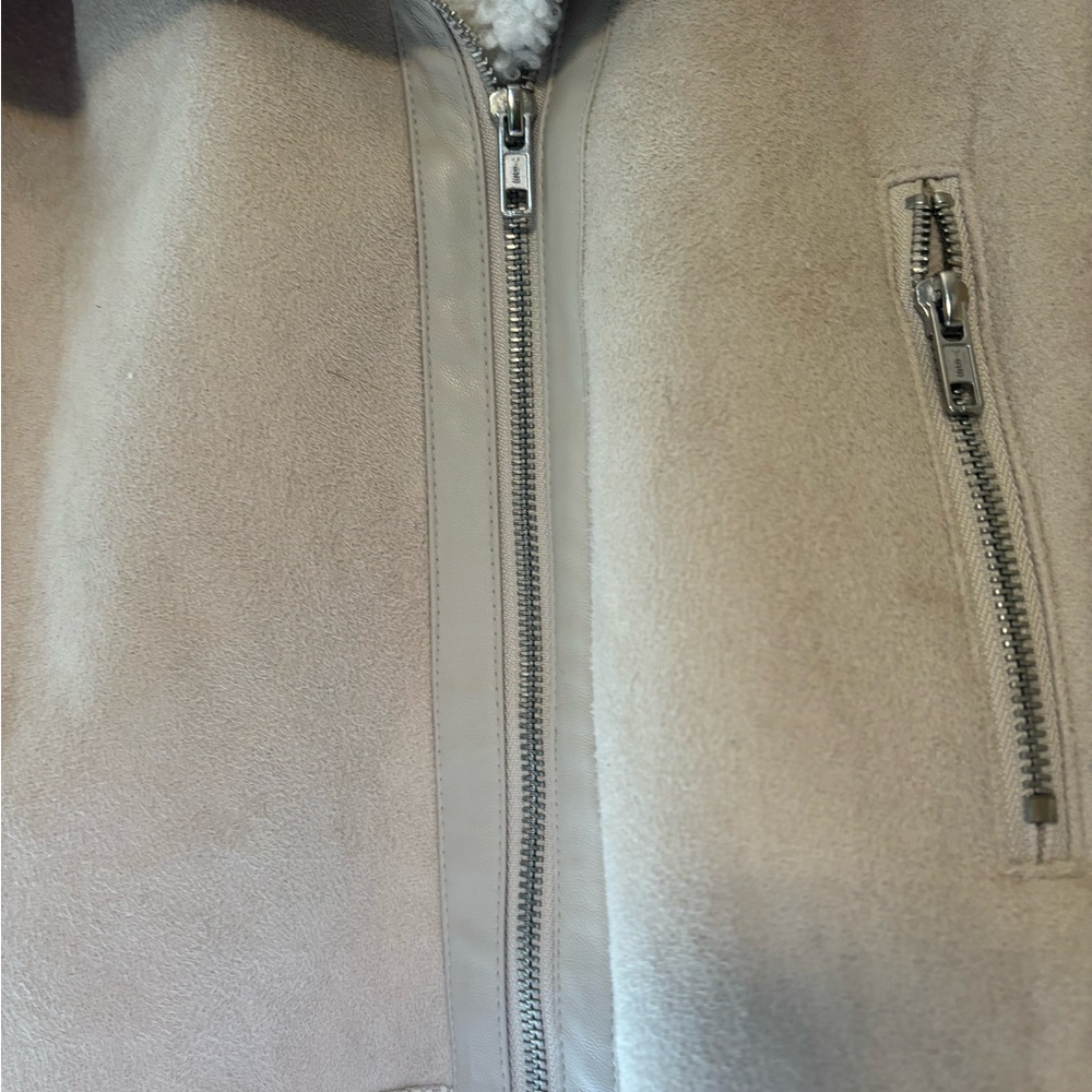 Coat - Picture 5 of 6